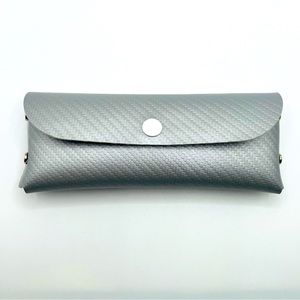 👓Silver textured glasses case, soft case, vegan leather, lightweight, handmade.